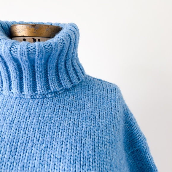 Chunky Soft Robin's Egg Blue Boxy Turtleneck Sweater Size Medium Cozycore - Picture 4 of 9